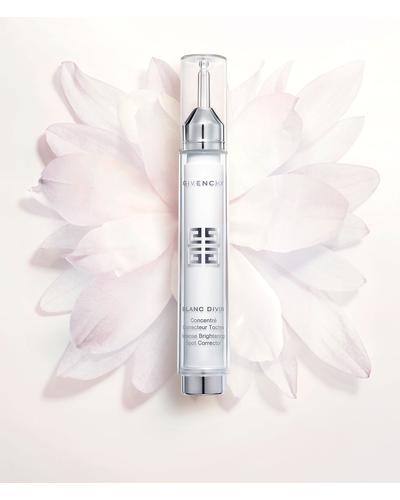 Givenchy Blanc Divin Intense Brightening Spot Corrector фото 1