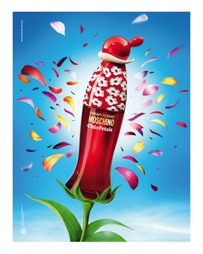 Moschino Cheap and Chic Chic Petals фото 5