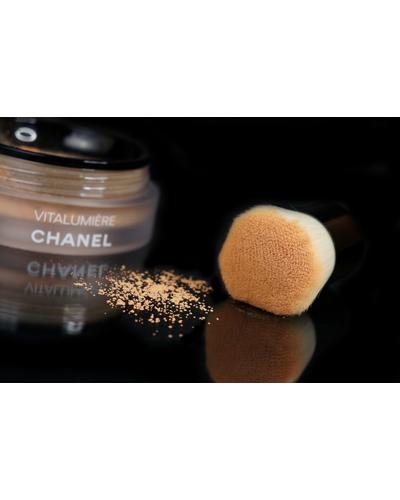 CHANEL Vitalumiere Loose Powder Foundation фото 4